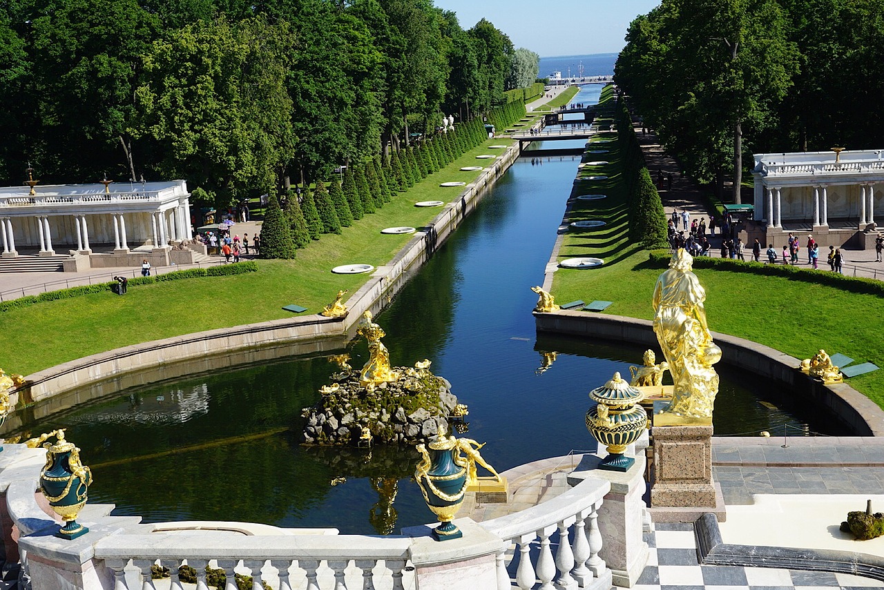 St. Petersburg Russland Besichtigung des Schlosses Peterhof