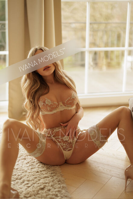 High Class Escort Model Hamburg – Chiara