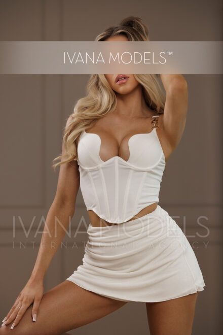 High Class Escort Berlin - Model Bella