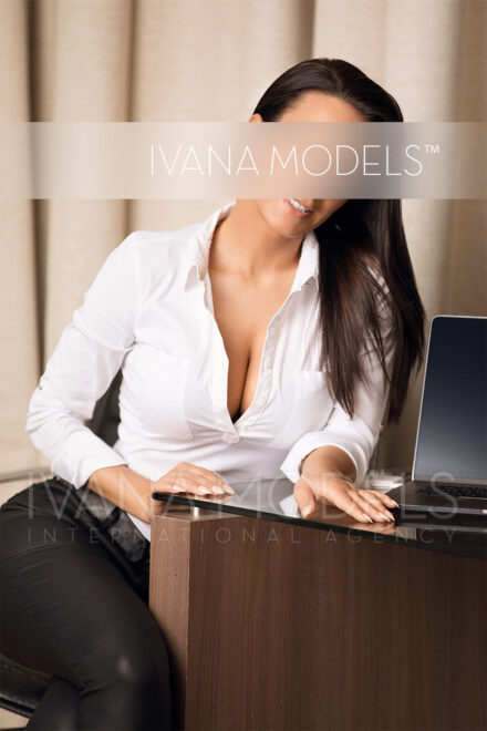 High Class Escort Model – Anna